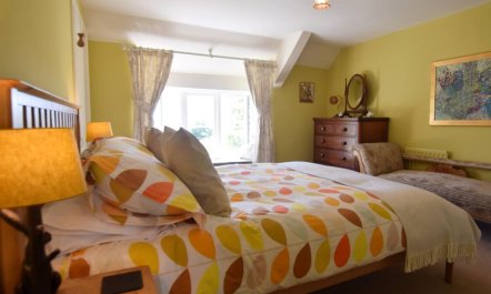 4 Bed in Dorchester 6