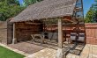 4 Bed in Wimborne 1