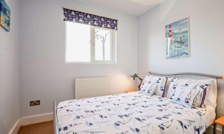 2 Bed in Pevensey 9