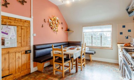 6 Bed in Dunkeld 9