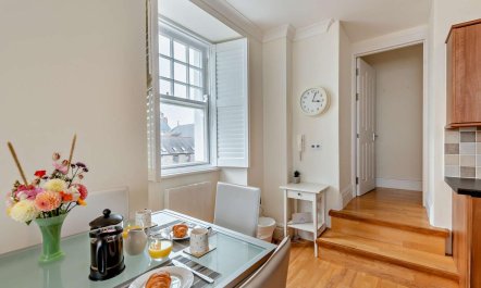 1 Bed in Tenby 5