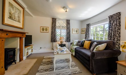 1 Bed in Brockenhurst 3