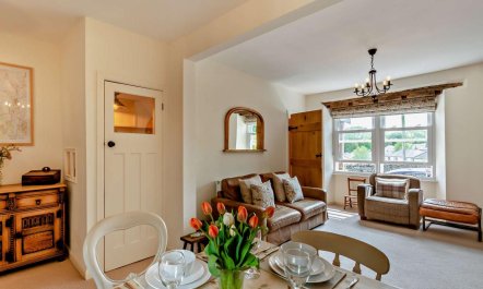 2 Bed in Grange-over-sands 1