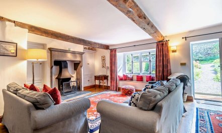 3 Bed in Windermere 1