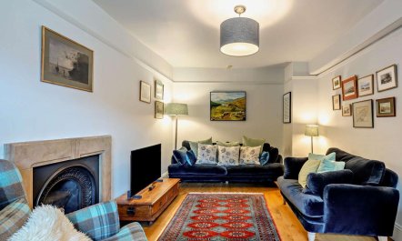 3 Bed in Windermere 3