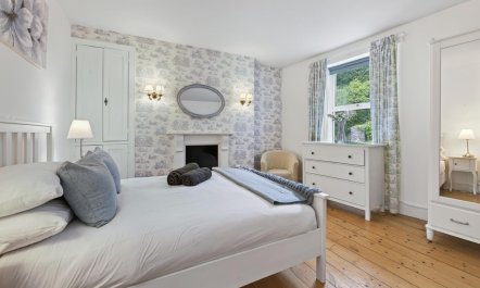 4 Bed in Brixham 4