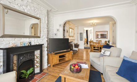 4 Bed in Brixham 6
