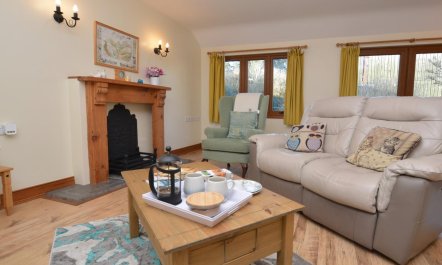 1 Bed in Lyme Regis 4