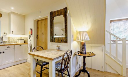 1 Bed in Cheltenham 6