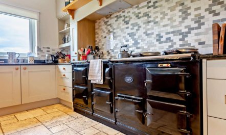 7 Bed in Strathcarron 8