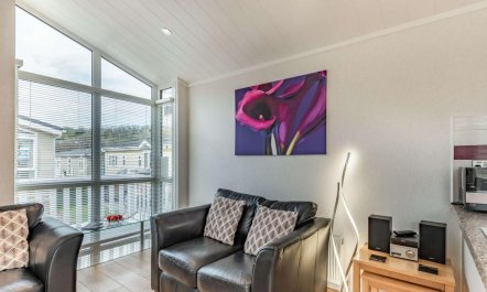 2 Bed in Stepaside 3