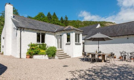 5 Bed in Grange-over-sands