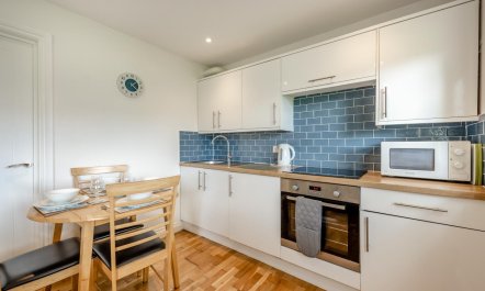2 Bed in Brixham 9