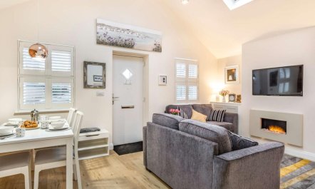 1 Bed in Lytham St. Annes 4