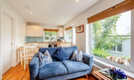 2 Bed in Brixham 7