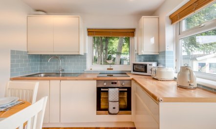 2 Bed in Brixham 5