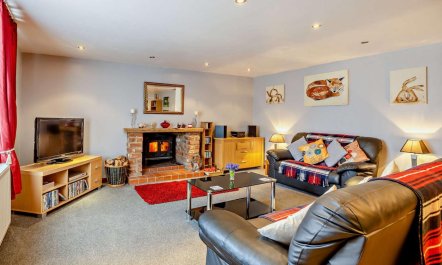 2 Bed in Louth 9
