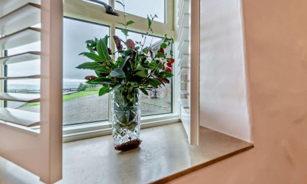 4 Bed in Llangadog 8