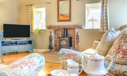 2 Bed in Huby 7