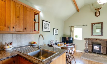 2 Bed in Huby 5
