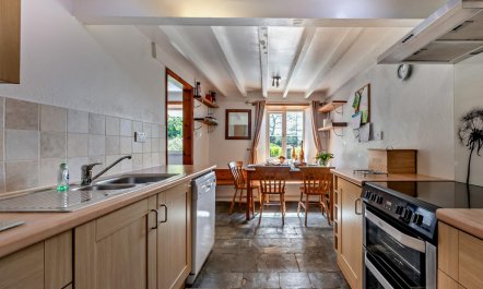 2 Bed in Wadebridge 8