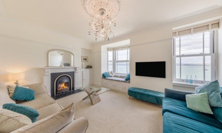 4 Bed in Aberdyfi 2