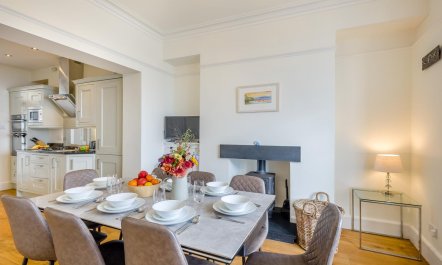 4 Bed in Aberdyfi 6