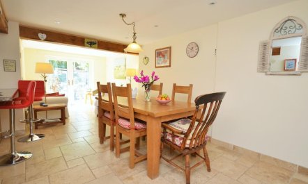 2 Bed in Crickhowell 6