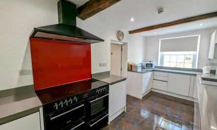 6 Bed in Workington 5