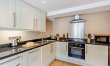 2 Bed in Broadway 5