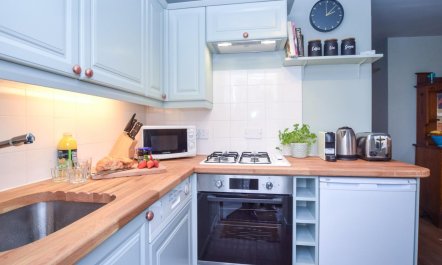 1 Bed in Brockenhurst 4