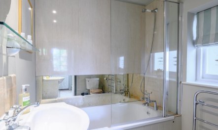 1 Bed in Brockenhurst 8