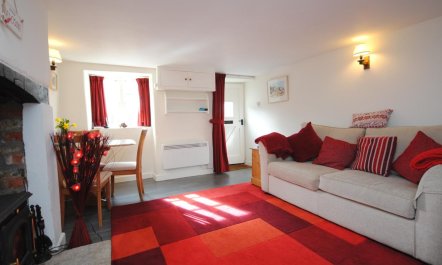 1 Bed in Bridport 4