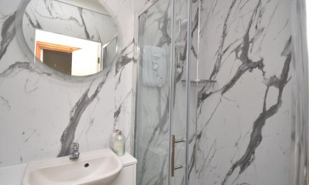 1 Bed in Saundersfoot 5