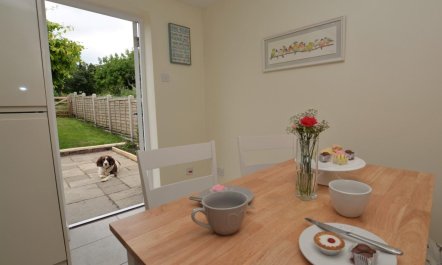 1 Bed in Sherborne 7
