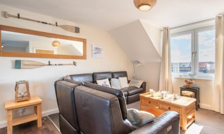 3 Bed in Seahouses 2