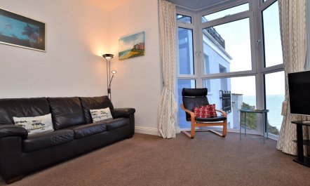 2 Bed in Ilfracombe 3