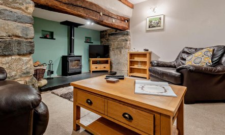 3 Bed in Bala 5