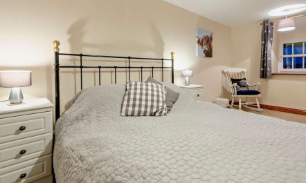 3 Bed in Bala 9