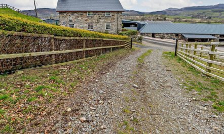 3 Bed in Bala 2
