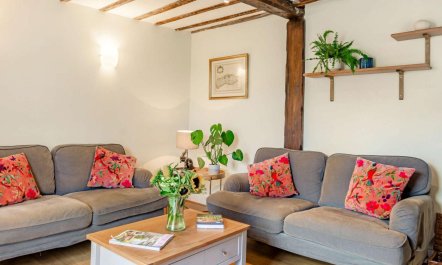 2 Bed in Haywards Heath 3