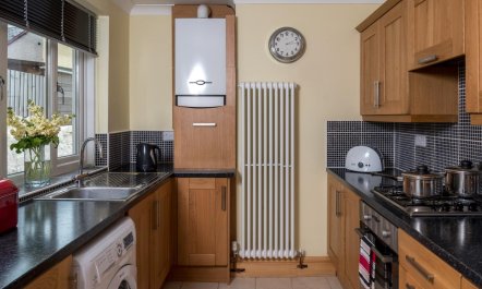 3 Bed in Pontypool 6