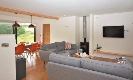 3 Bed in Tiverton 3
