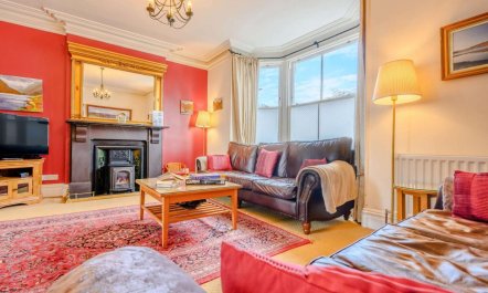 6 Bed in Keswick 7