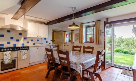 3 Bed in Bakewell 2