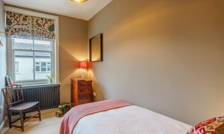 4 Bed in Harrogate 8