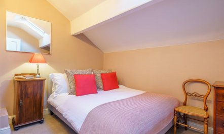 4 Bed in Harrogate 7