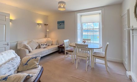 2 Bed in Aberdyfi 0