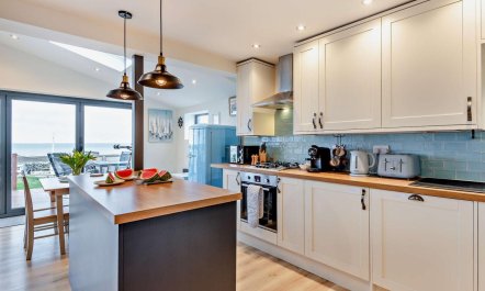 2 Bed in Seasalter 7