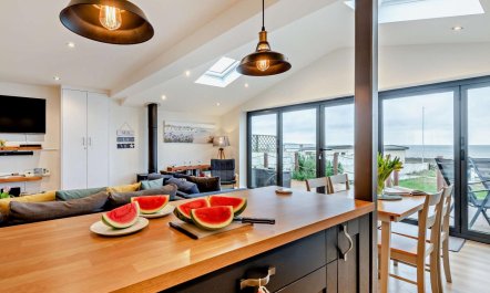 2 Bed in Seasalter 5